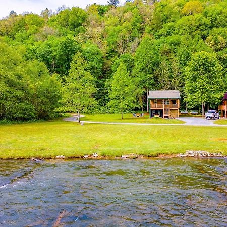 Вілла Cozy Riverfront Cabin With Fire Pit Fish And Explore! Мерфі Екстер'єр фото